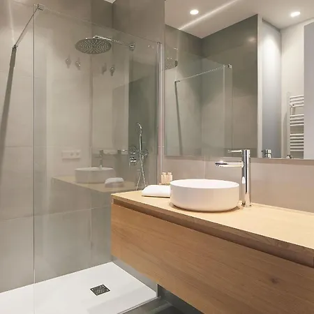 Apartment The Collection - Urbieta Ii *